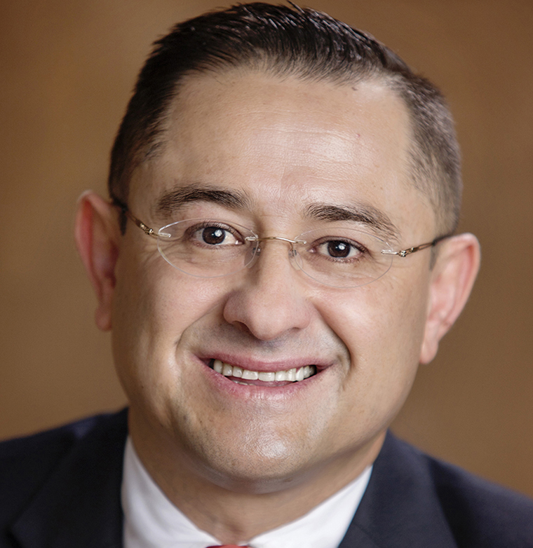 César  Félix-Brasdefer